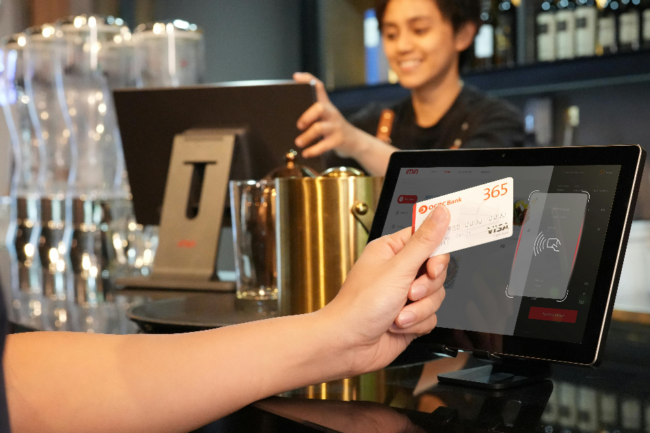 restaurant POS system features